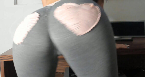 Ass Shaking, Booty Shaking, Pussy Teasing, Striptease, Twerk emanuelly raquel extreme tease big butt yoga pants twerk ManyVids