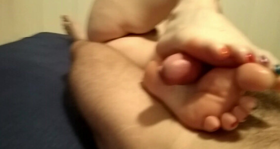Cum Play, Cumshots, Foot Fetish, Footjobs, Sole Fucking evil kitties huge cumshot footjob ManyVids