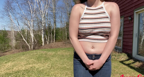 Pee,Female Desperation,Jeans/Pants Wetting,Outdoors,Desperation lucycola p-- desperation wetting jeans outside ManyVids