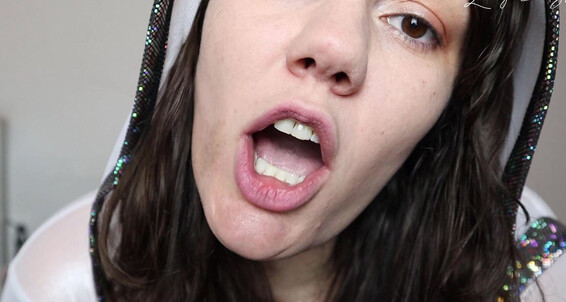 Lucy Skye - Space Fag IWantClips