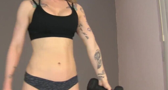 Miss London Lix - Weaker Than Me - 720p IWantClips