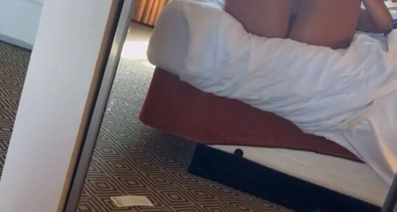 Brownandsweet Fuck My Juicy Pussy In Front Of The Mirror