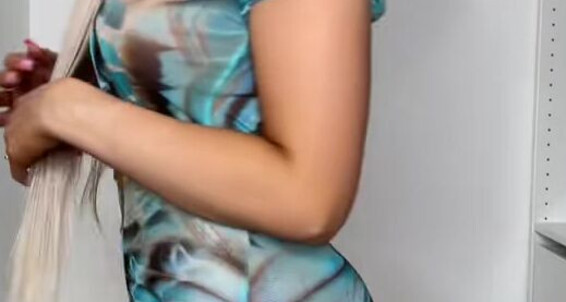 Dollybitch Do You Think Im Wearing Panties Under My Dress