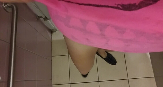 Pee, Hairy Bush, Public Toilet, Toilet Fetish, Toilet Humiliation candiecane dallas convention tampon box pee ManyVids