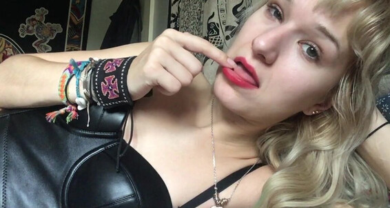 mouth fetish, throat fetish, tongue fetish, uvula fetish, teeth morning wood mouth Manyvids