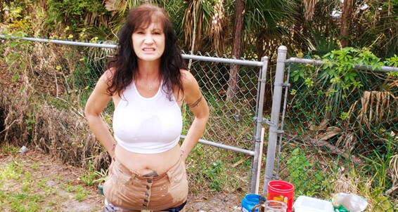 milf, food & object crush, food stuffing, food sploshing, director food and liquid stuffed jeans Manyvids