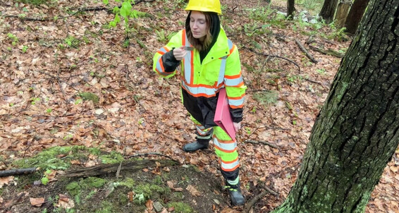 "SneezeGoddess" constructionworker, coughing, coughingfetish, mucophilia, noseblowing, sfw, sick, sneeze, sneezefetish, sneezegoddess, sneezing job site supervisor sneezes and coughs Manyvids