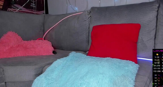 "Caramel_Girls" 18and19yrsold, 313270, fingering, lesbians, licking, pussyeating, teens18plus drilling the oyster looking for the pea Manyvids
