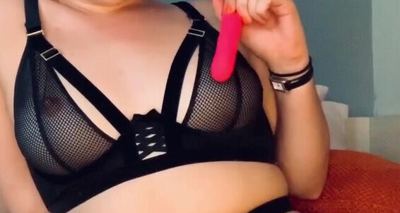 Bunny and The Beast_Sexy-nipple-playorgasm-edging